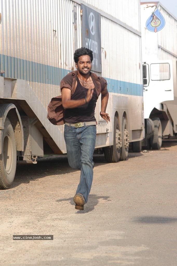 Live Movie Hot Stills - 118 / 132 photos