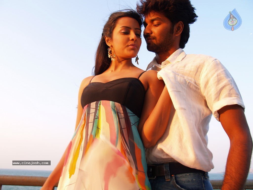 Live Movie Hot Stills - 131 / 132 photos