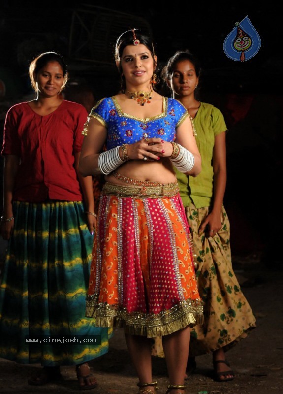 Madhu Sharma Spicy Stills - 29 / 31 photos