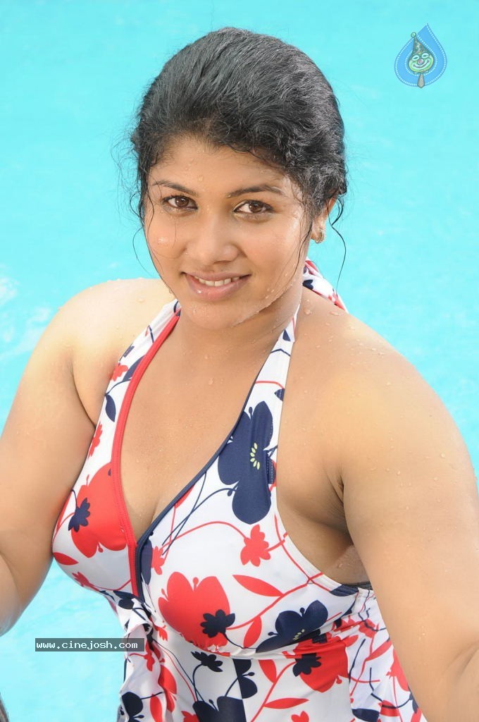 Madhu Sri Spicy Stills - 12 / 43 photos