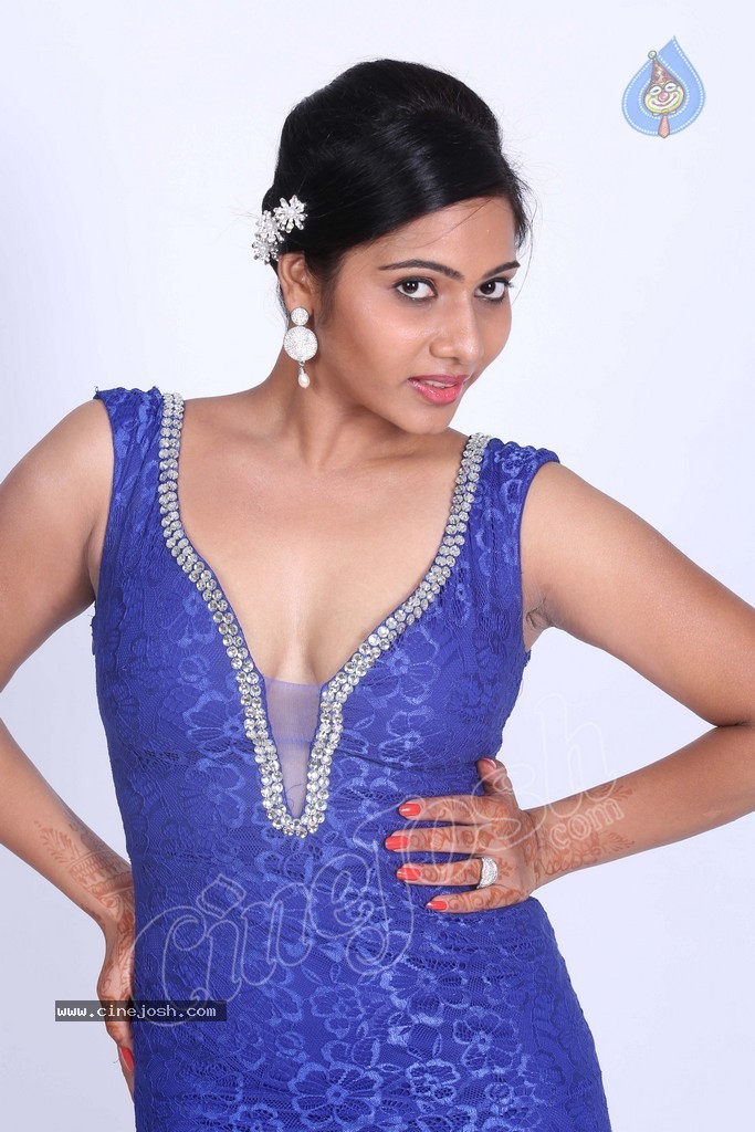 Mithraw Hot Stills - 86 / 88 photos