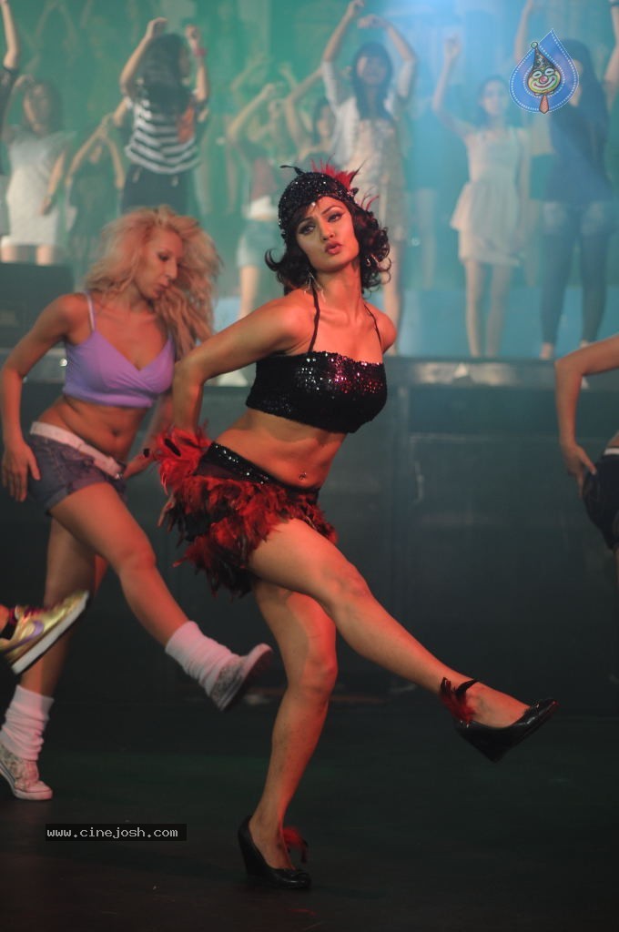 Mukti Mohan Spicy Photos - 9 / 53 photos