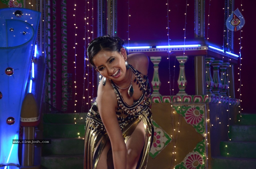 Mythri Movie Item Song Stills - 96 / 108 photos