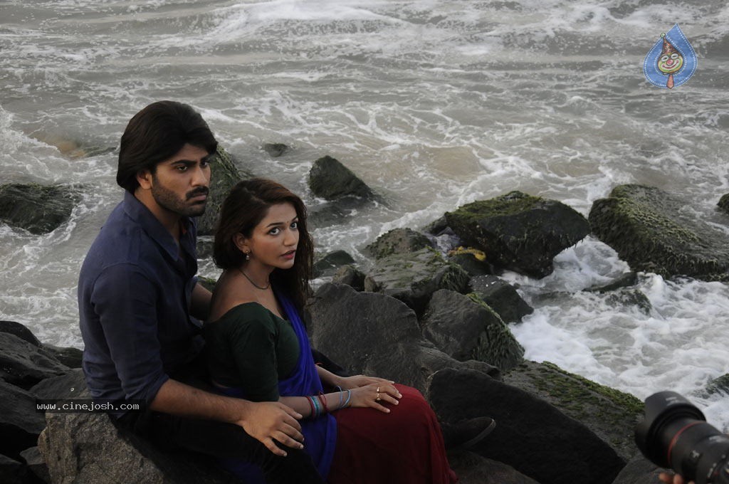 Naanthanda Tamil Movie Spicy Stills - 6 / 35 photos