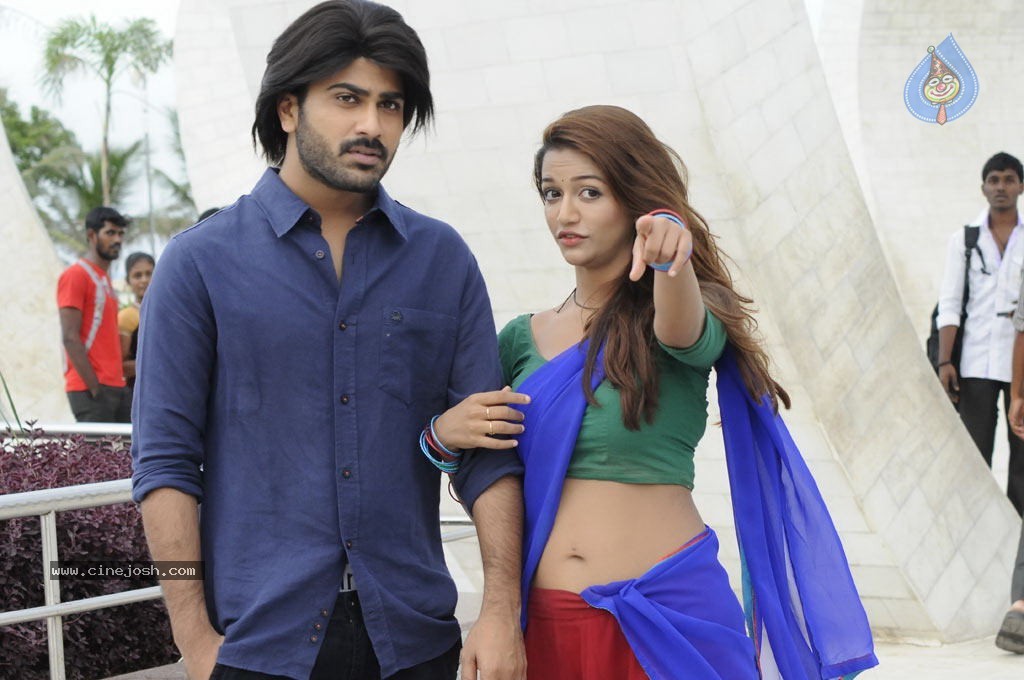 Naanthanda Tamil Movie Spicy Stills - 20 / 35 photos