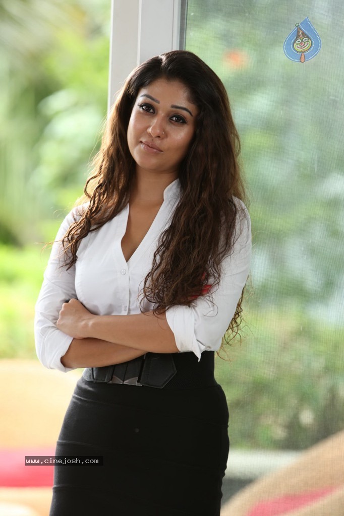 Nayanthara New Spicy Stills - 87 / 88 photos