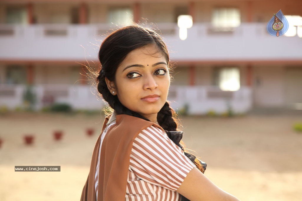 Paagan Tamil Movie Hot Stills - 51 / 61 photos