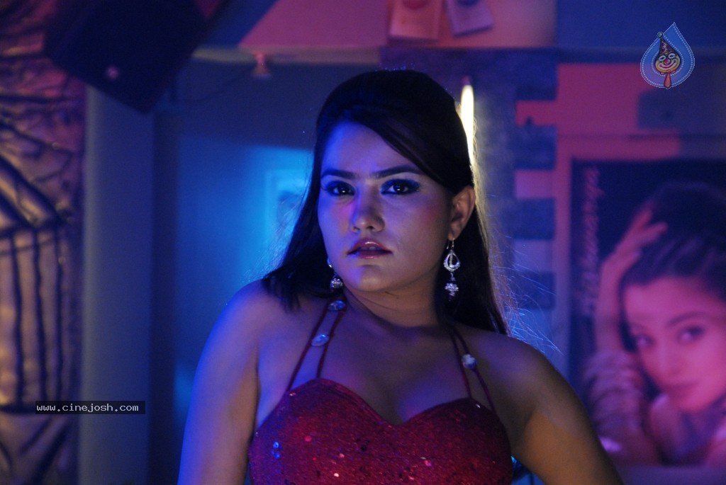 Pooja Hot Photos - 1 / 48 photos