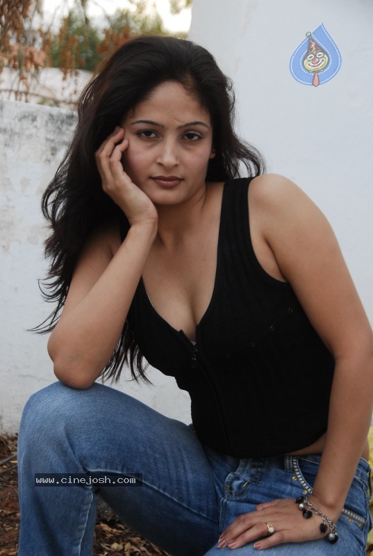 Prasanna Spicy Stills - 16 / 29 photos