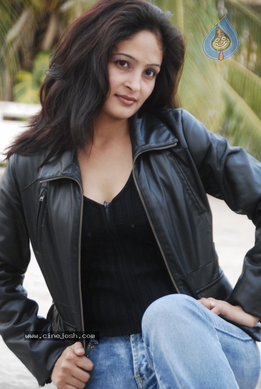 Prasanna Spicy Stills - 21 / 29 photos