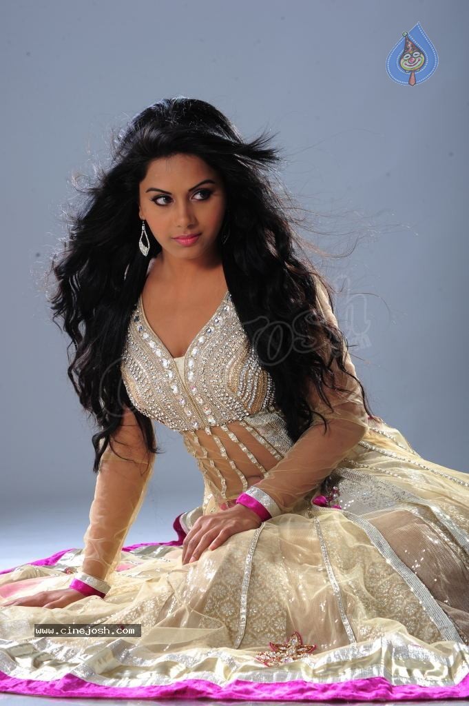 Rachana Mourya Hot Photos - 2 / 27 photos
