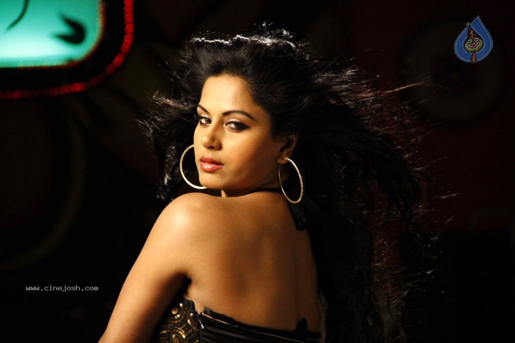 Rachana Mourya Spicy Gallery - 45 / 126 photos