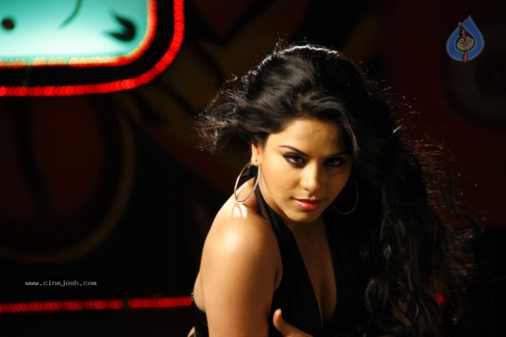 Rachana Mourya Spicy Gallery - 110 / 126 photos