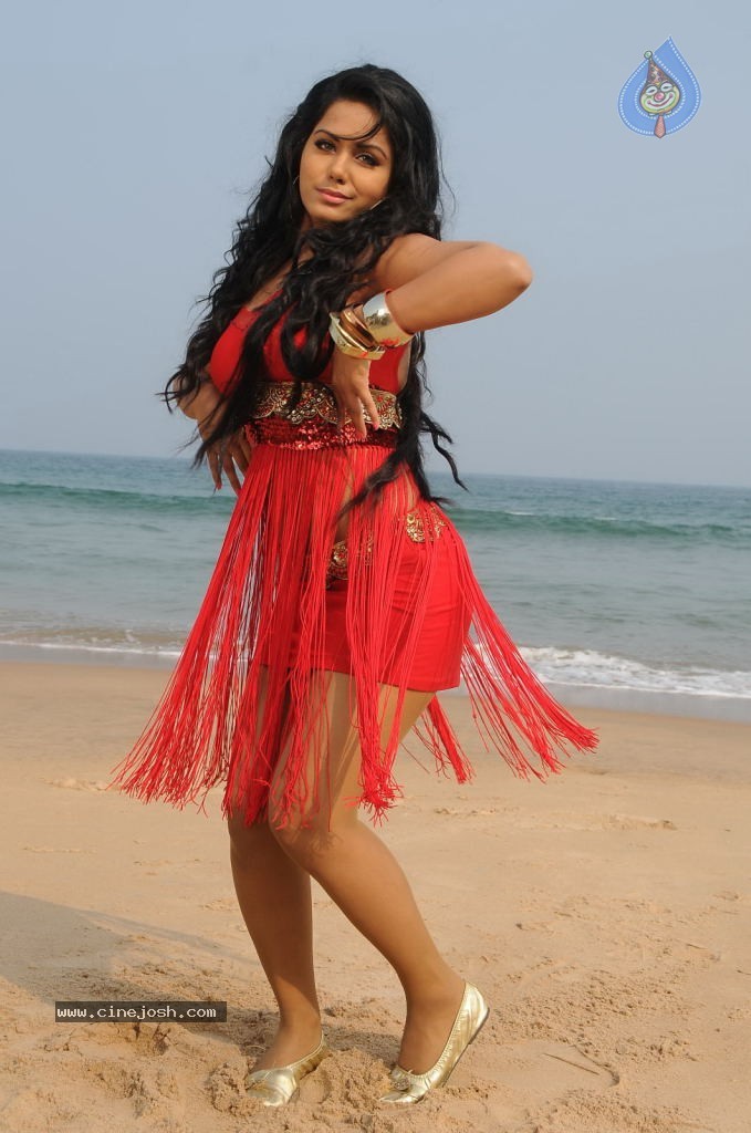 Rachana Mourya Spicy Pics - 80 / 88 photos