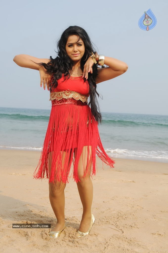 Rachana Mourya Spicy Pics - 83 / 88 photos