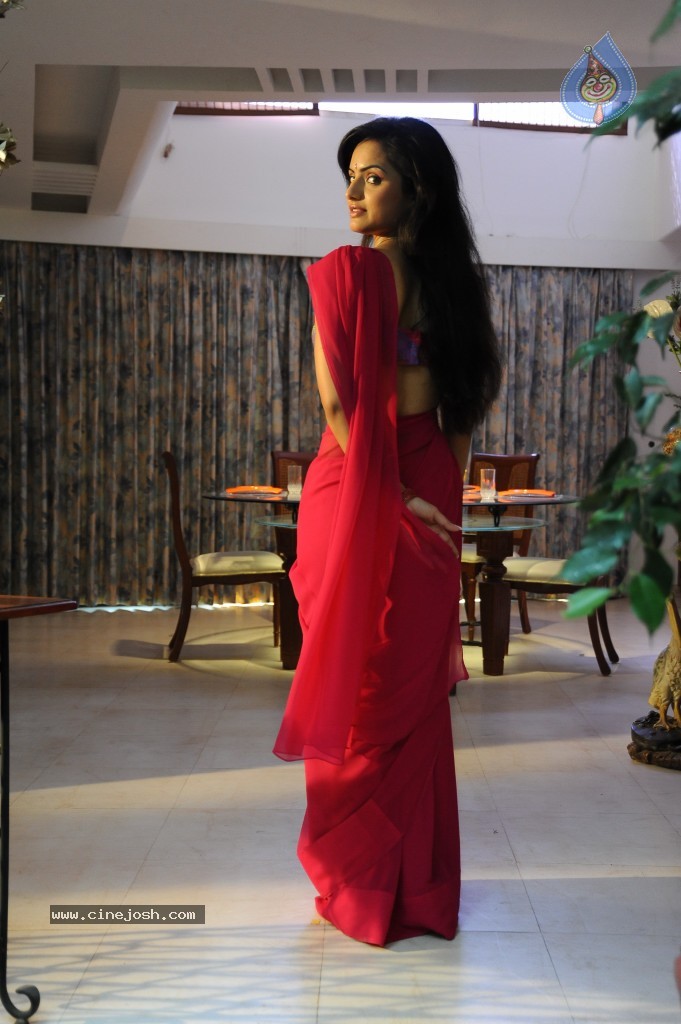 Reetu Kaur Hot Photos - 8 / 58 photos