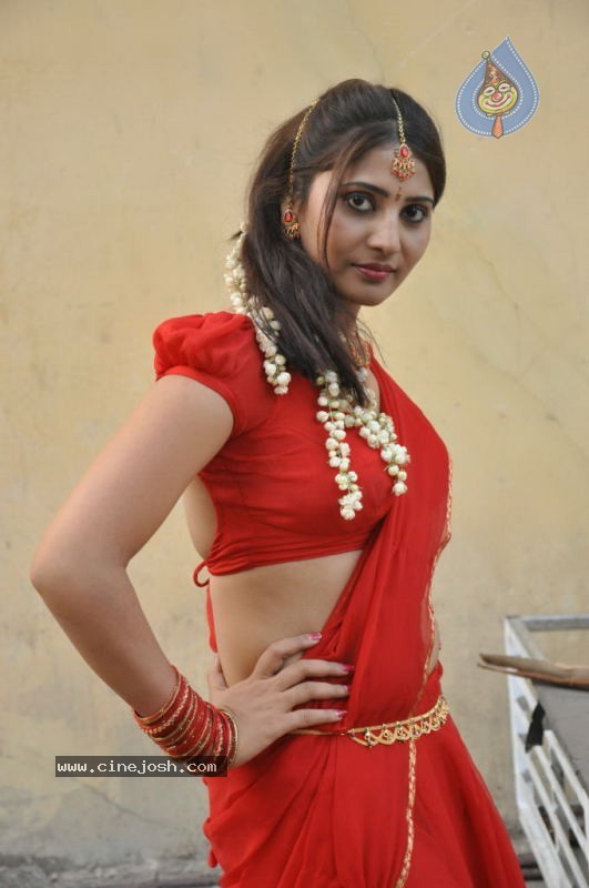 Reshmi Spicy Stills - 10 / 118 photos