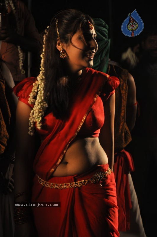 Reshmi Spicy Stills - 44 / 118 photos