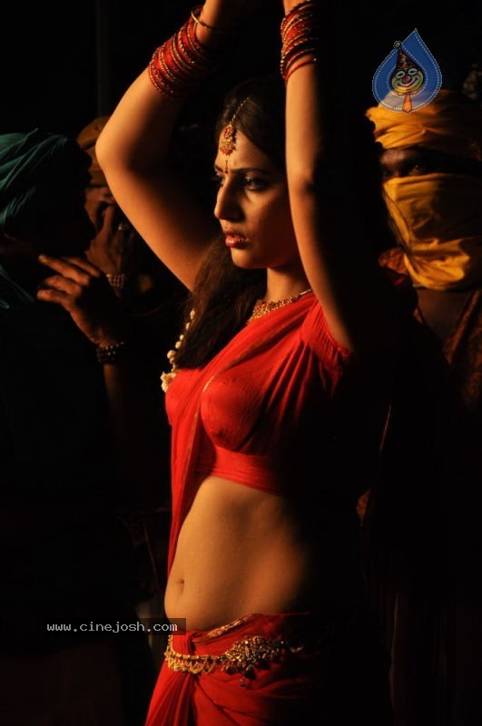 Reshmi Spicy Stills - 49 / 118 photos