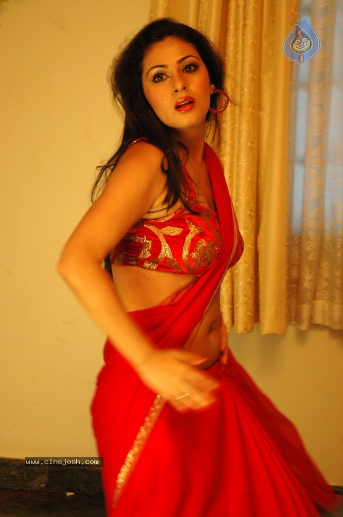 Sada Spicy Stills - 37 / 59 photos