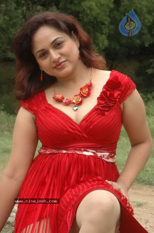 Sailu Spicy Photos - 19 / 58 photos