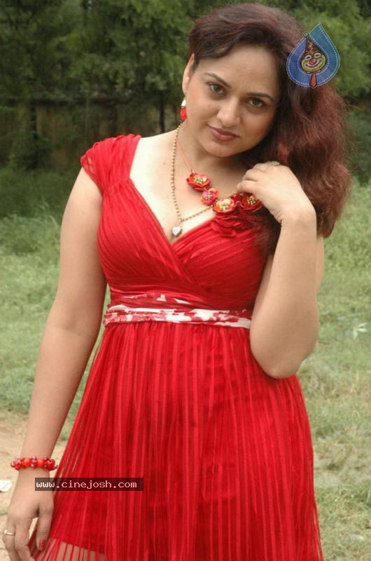 Sailu Spicy Photos - 54 / 58 photos