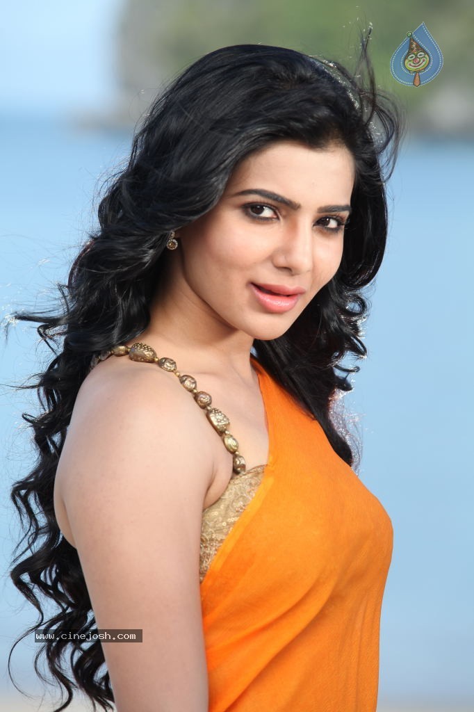 Samantha Latest Hot Stills - 23 / 77 photos