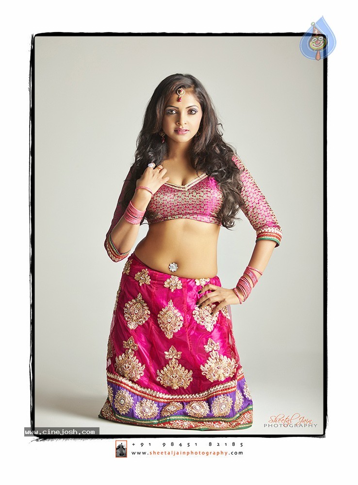 Sanchita Padukone Spicy Photos - 3 / 25 photos