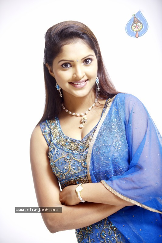 Sanchita Padukone Spicy Stills - 8 / 30 photos