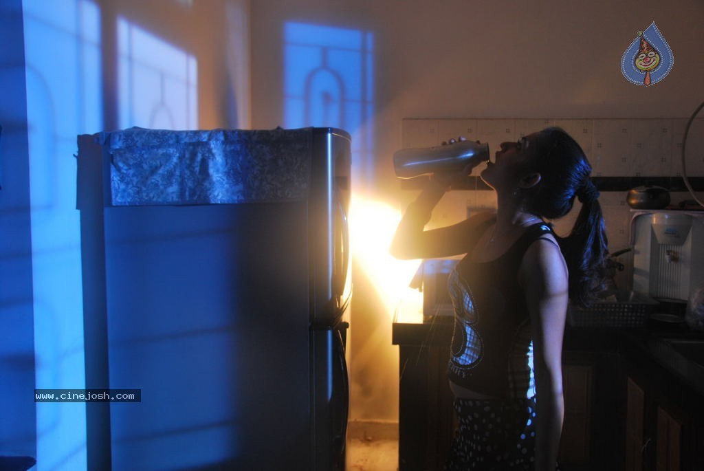 Sandatlo Sademiya Movie Hot Stills - 8 / 85 photos