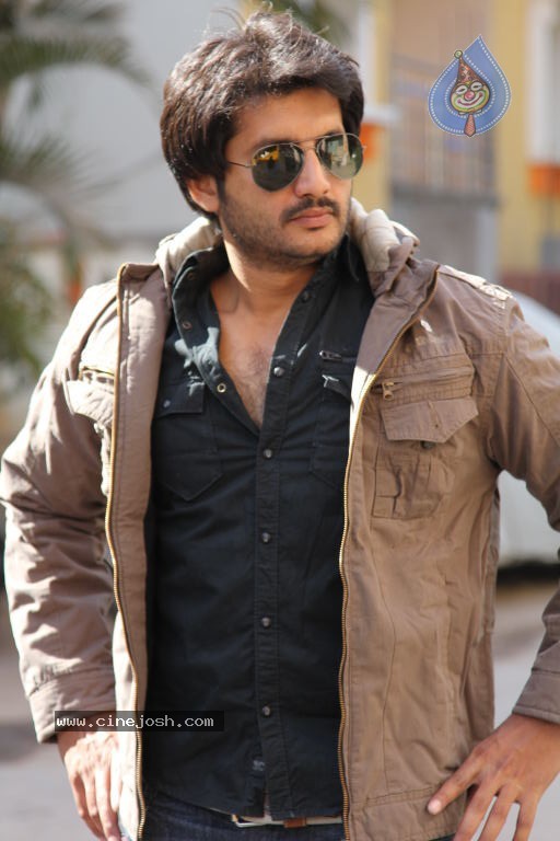 Sasesham Movie Spicy Stills - 19 / 79 photos