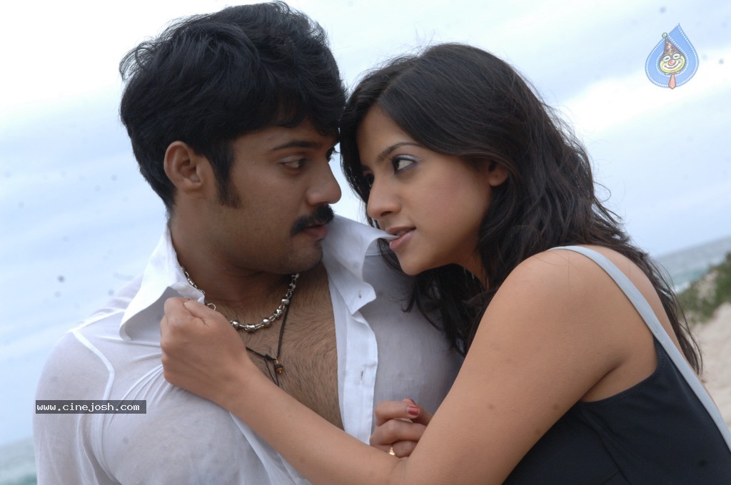 Scam Movie Hot gallery - 8 / 89 photos