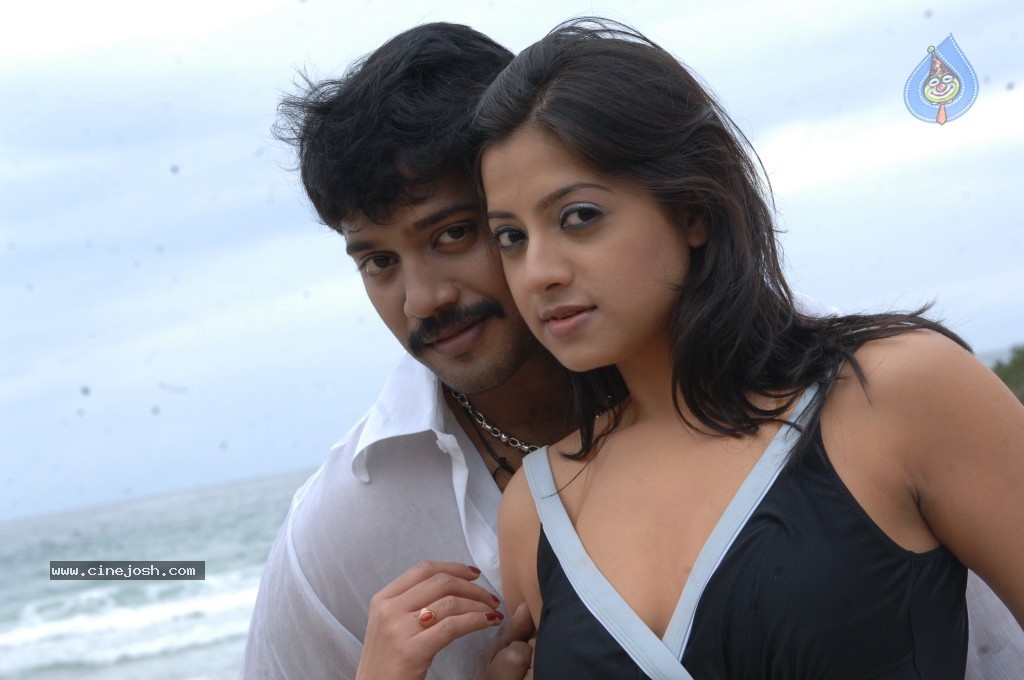 Scam Movie Hot gallery - 72 / 89 photos