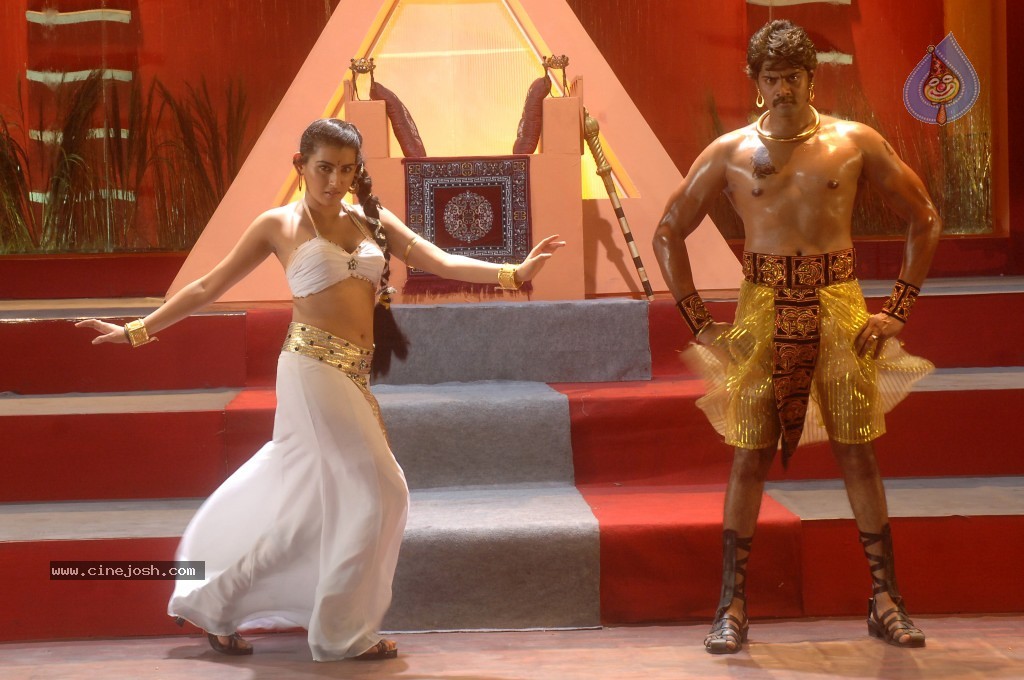 Scam Movie Spicy Gallery - 57 / 67 photos