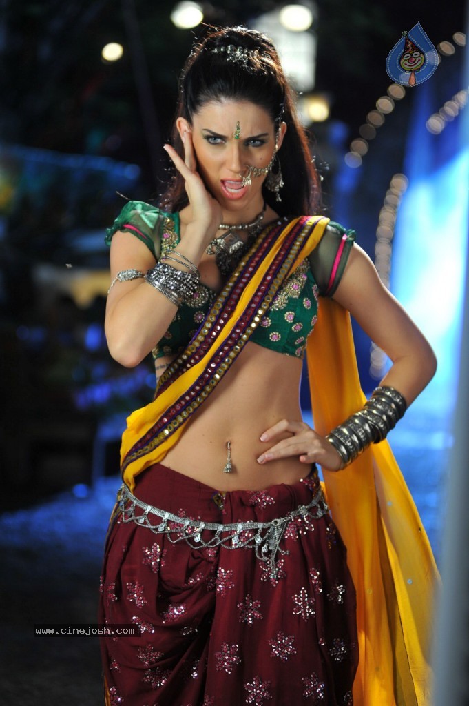 Scarlett Wilson Hot Photos - 43 / 62 photos