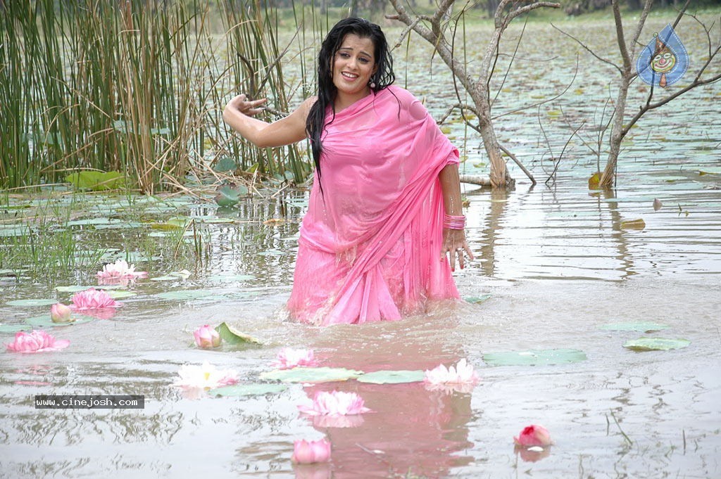Senkadu Tamil Movie Spicy Stills - 31 / 97 photos