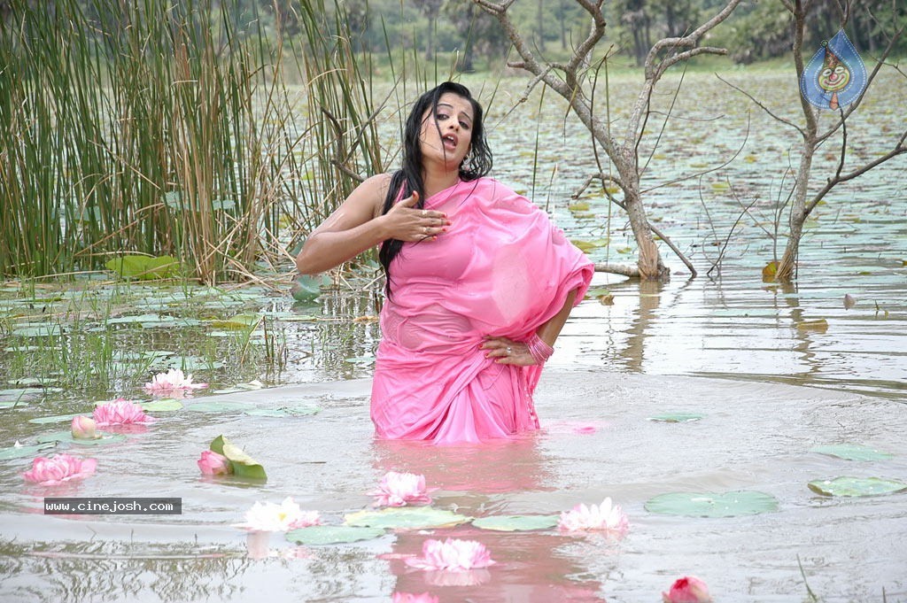 Senkadu Tamil Movie Spicy Stills - 41 / 97 photos