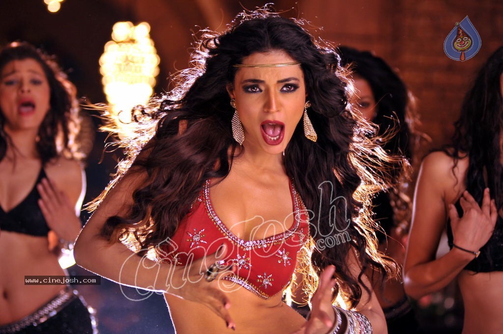 Shweta Bhardwaj Item Song Stills - 21 / 49 photos