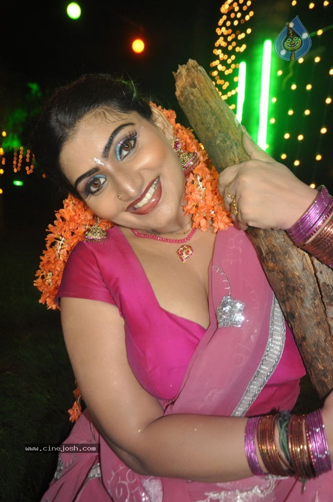 Siruvani Tamil Movie Shooting Spot - 22 / 42 photos