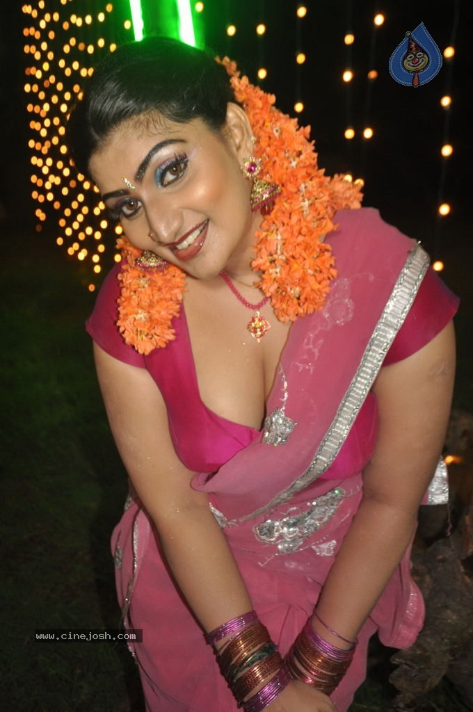 Siruvani Tamil Movie Shooting Spot - 30 / 42 photos