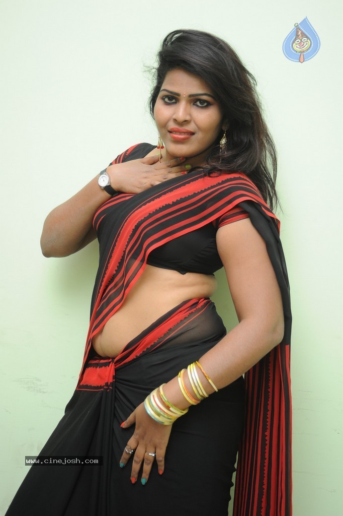 Sitara Hot Stills - 30 / 69 photos