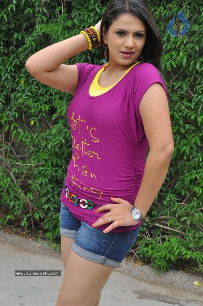 Shivani Hot Stills - 35 / 95 photos