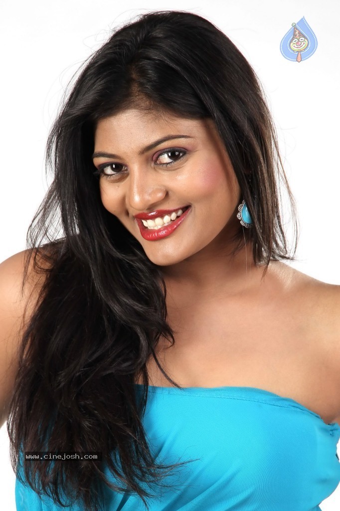 Soumya New Hot Stills - 2 / 51 photos