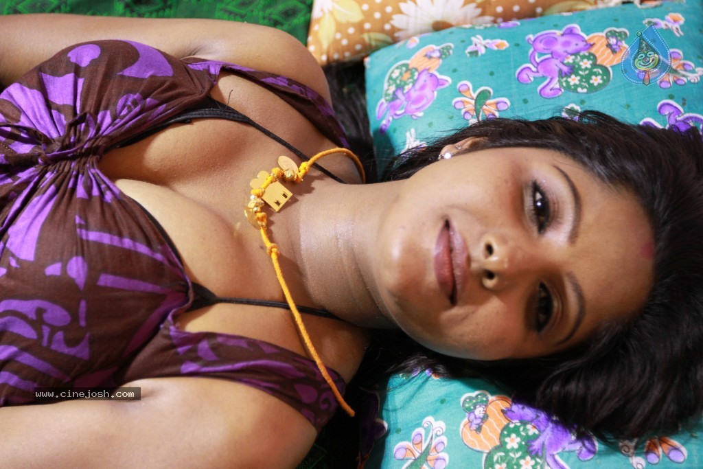 Sumitha Spicy Stills - 13 / 36 photos