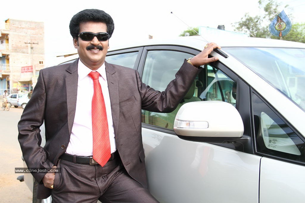 Sutta Pazham Sudatha Pazham Tamil Movie Hot Stills - 42 / 51 photos