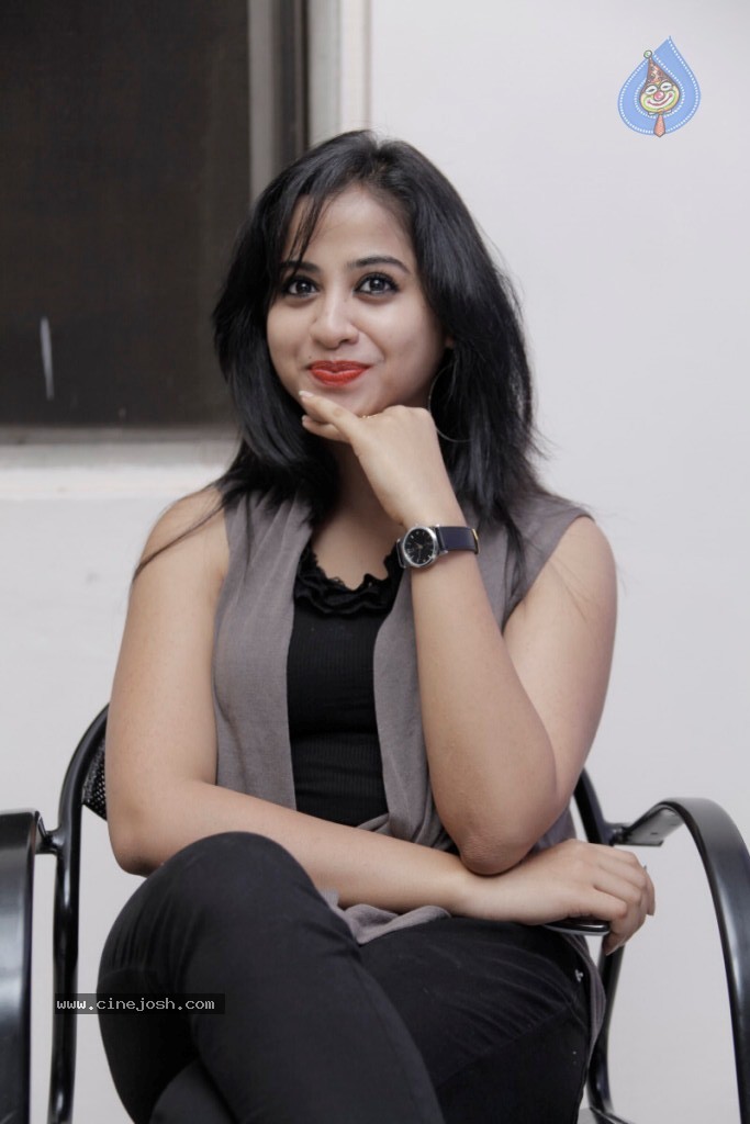 Swati Dixit Hot Stills - 55 / 73 photos