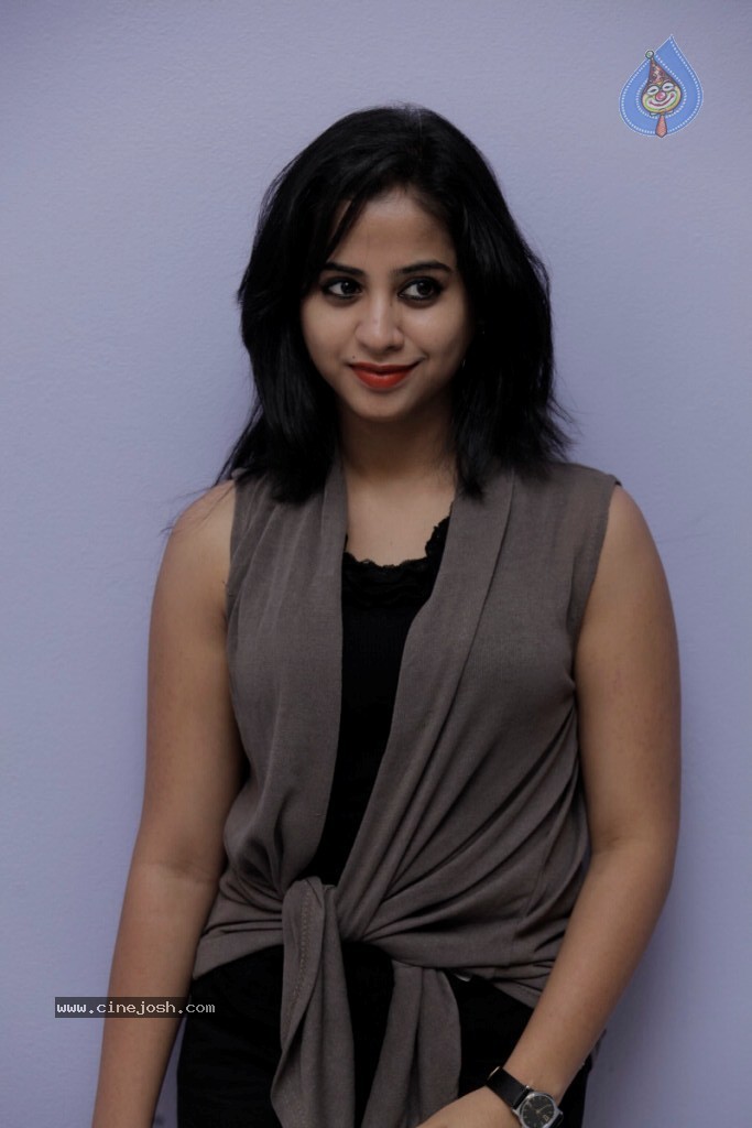 Swati Dixit Hot Stills - 59 / 73 photos