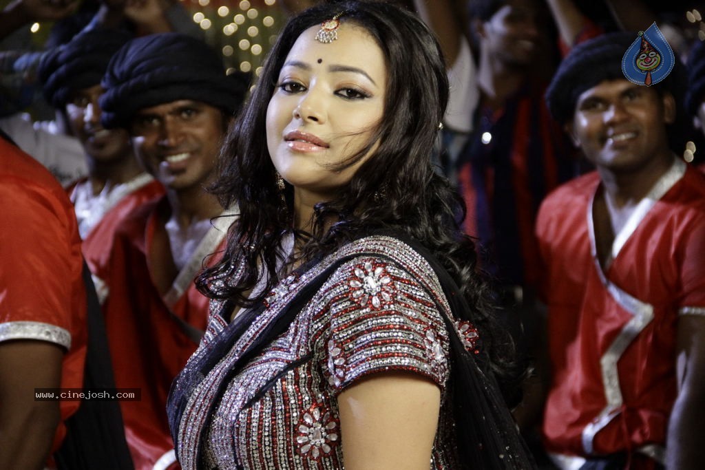 Swetha Basu Prasad New Spicy Stills - 41 / 151 photos