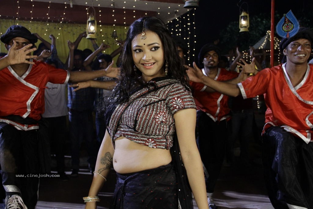 Swetha Basu Prasad New Spicy Stills - 60 / 151 photos