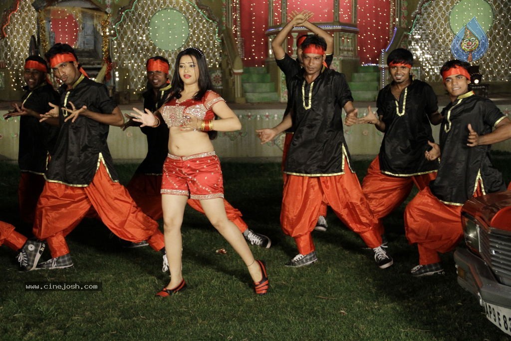 Swethabasu Prasad Spicy Gallery - 75 / 185 photos